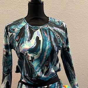 All I motion long sleeve SPF  50 perfect rash guard so great for summer